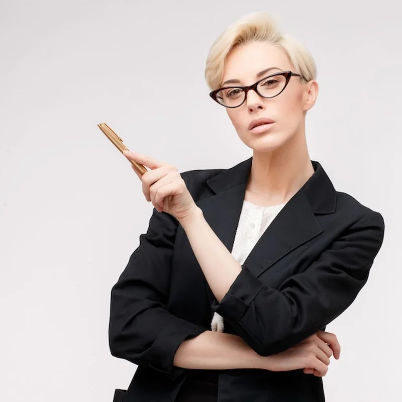 Pomysł na biznes dla kobiety w 2025 roku – sprawdź online!