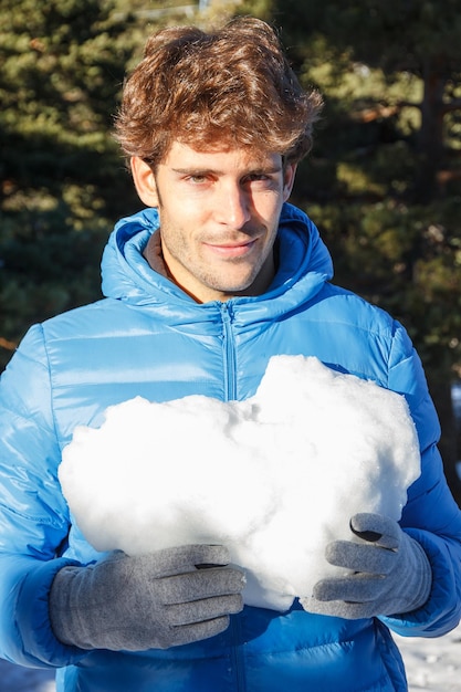 Czy puch syntetyczny jest cieply