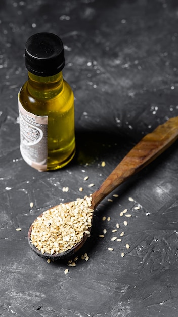 Czym zastąpić olej sezamowy? Sprawdź najlepsze zamienniki